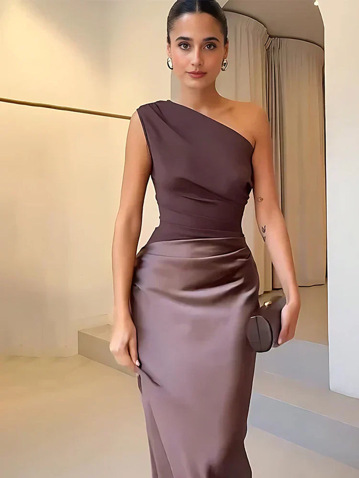 Florence| Maxi Dress with a Guilt in Satin
