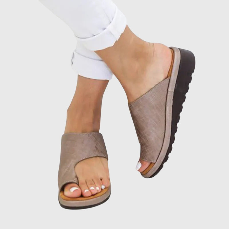 Izzie | Minimalist Comfort Slide Sandals